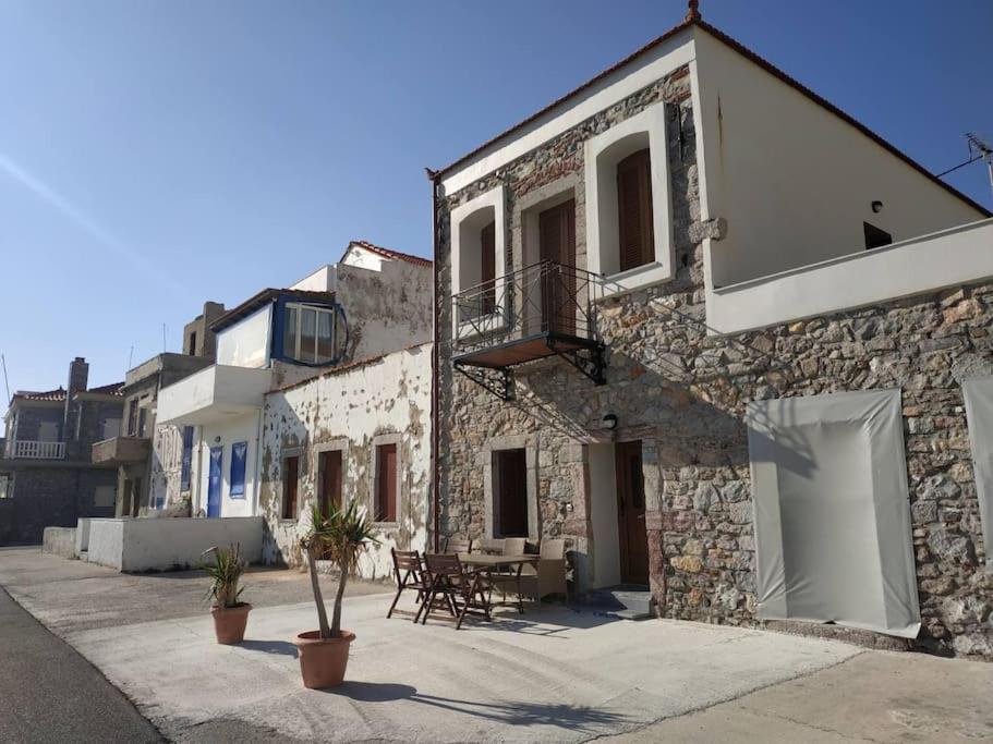Two-Storey House In Kardamyla Mármaron Extérieur photo