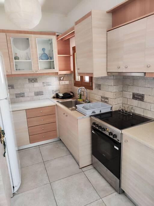 Two-Storey House In Kardamyla Mármaron Extérieur photo