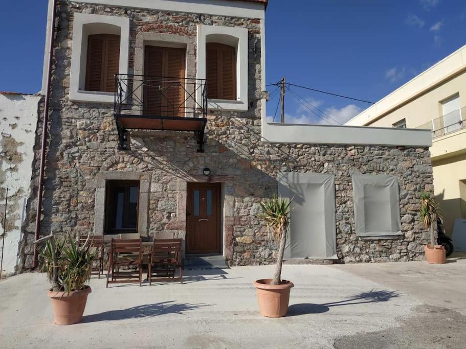 Two-Storey House In Kardamyla Mármaron Extérieur photo