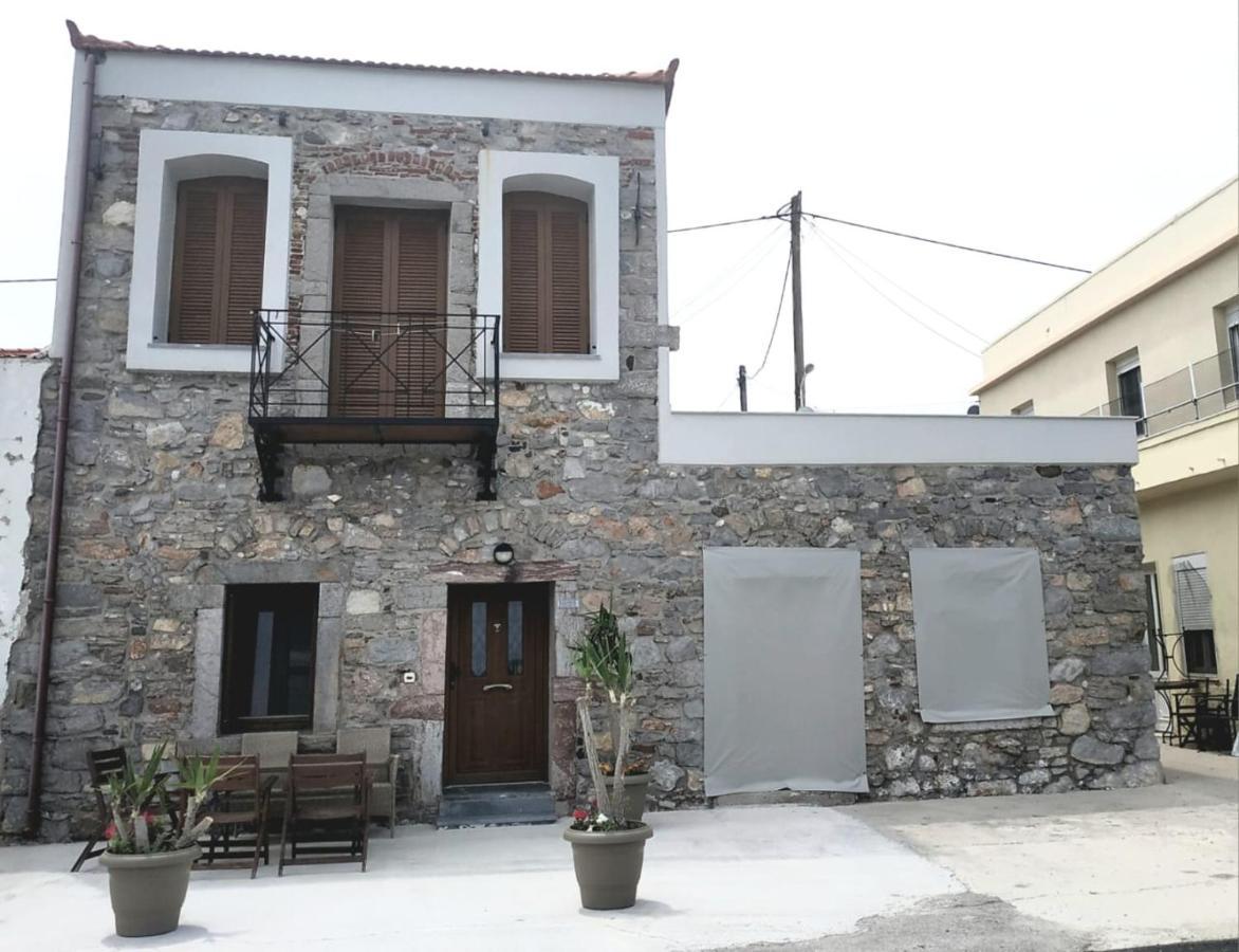 Two-Storey House In Kardamyla Mármaron Extérieur photo